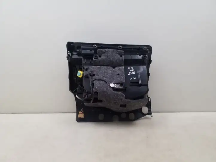 Audi A4 S4 B8 8K (2007 - 2011) 8K1857035 Вещевой ящик — фото 5