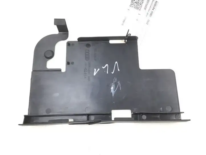 Audi A4 S4 B8 8K (2007 - 2011) 8K0915429F Крышка ящика аккумулятора — фото 2