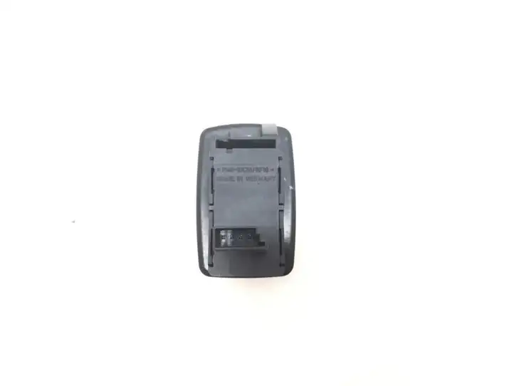 BMW 3 E90 E91 (2005 - 2012) 6945874 Кнопка стеклоподъемников — фото 2