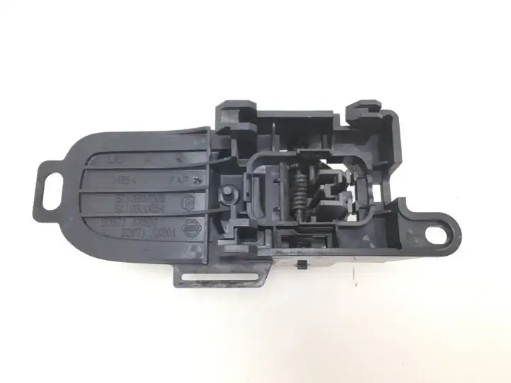 Nissan Micra (1999 - 2002) 80671AX600 Внутренняя ручка двери — фото 2