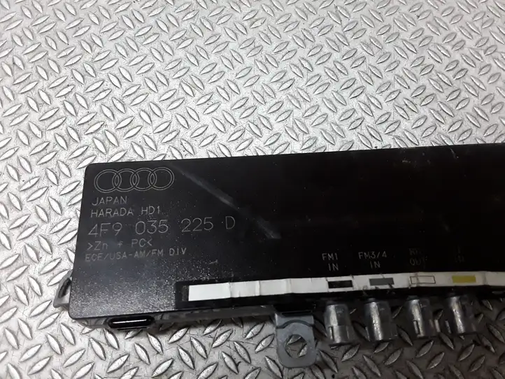 Audi A6 S6 C5 4B (1997 - 2001) 4F9035225D Усилитель антенны — фото 2