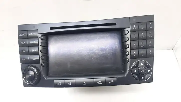 Mercedes-Benz E W211 (2002 - 2009)  A2118700089 Радио/ проигрыватель CD/DVD / навигация