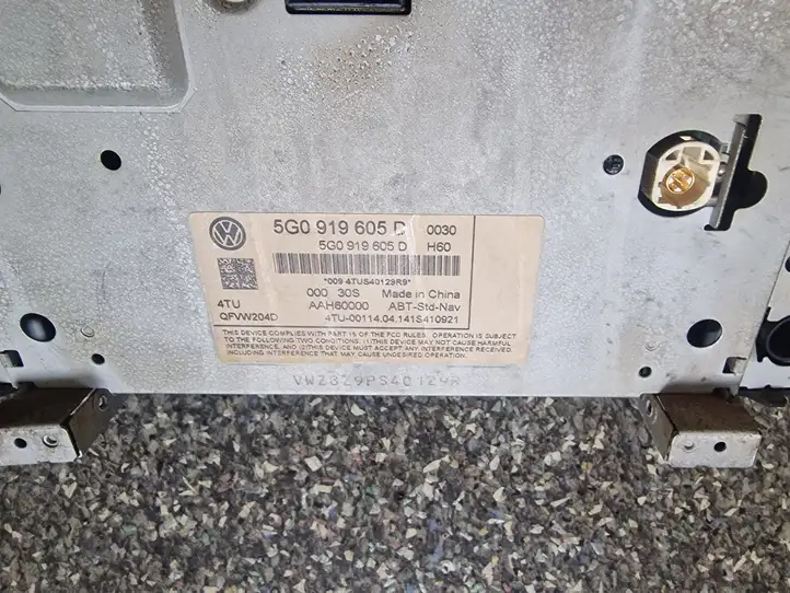 Volkswagen Golf VII (2013 - 2019) 5G0919605D Магнитола / мультимедийная система — фото 2