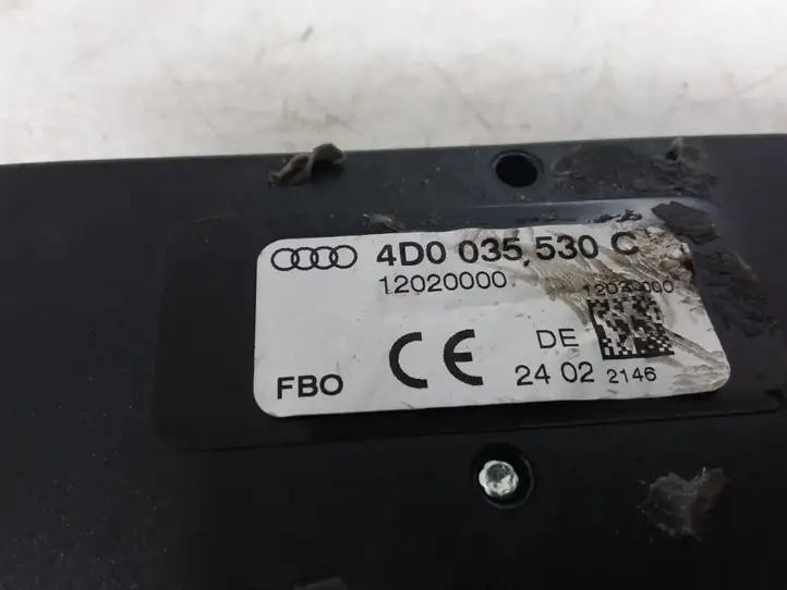 Audi A6 S6 C5 4B (2001 - 2004) 4D0035530C Усилитель антенны — фото 2