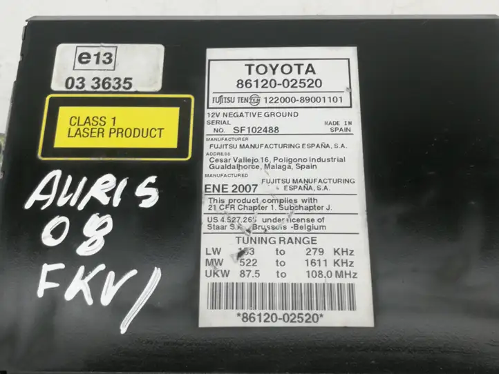 Toyota Auris 150 (2006 - 2012) 8612002520 Магнитола / мультимедийная система — фото 2