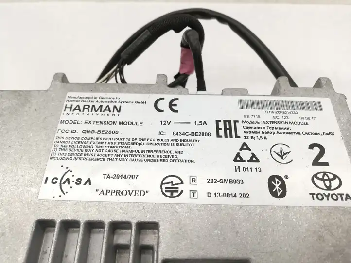 Toyota Auris E180 (2012 - 2018) 8614002380 Магнитола / мультимедийная система — фото 3
