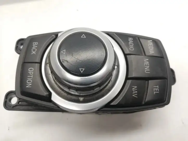 BMW 1 F20 F21 (2011 - 2019) 928669903 Магнитола / мультимедийная система — фото 4