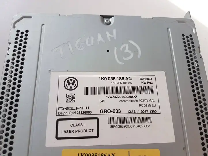 Volkswagen Tiguan (2011 - 2016) 1K0035186AN Магнитола / мультимедийная система — фото 3