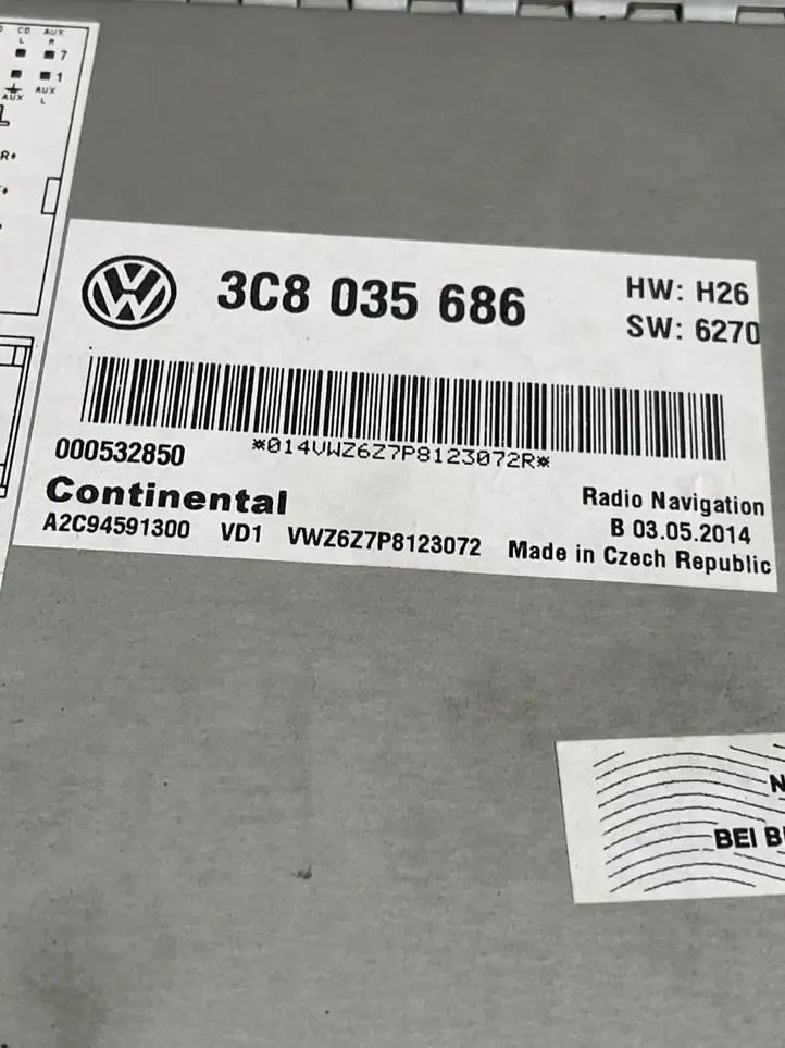 Volkswagen Tiguan (2011 - 2016) 000532850 Магнитола / мультимедийная система — фото 4