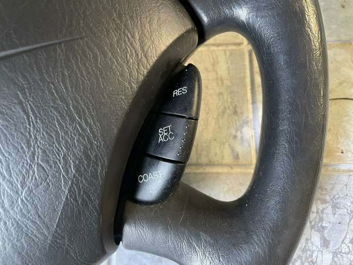 Ford Focus (2005 - 2008)  2403651AA Руль