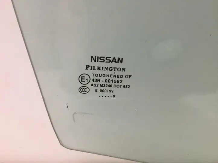 Nissan Qashqai (2006 - 2010) Стекло передней двери — фото 2