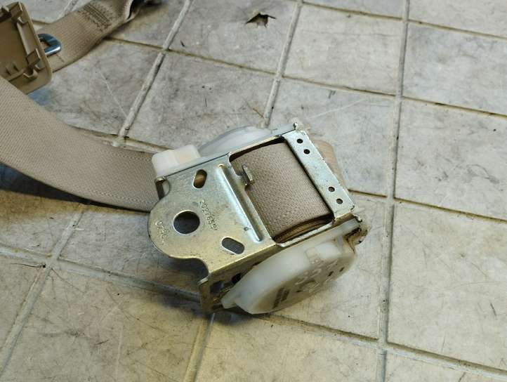 Subaru Outback (2007 - 2009)  610819 Задний ремень безопасности