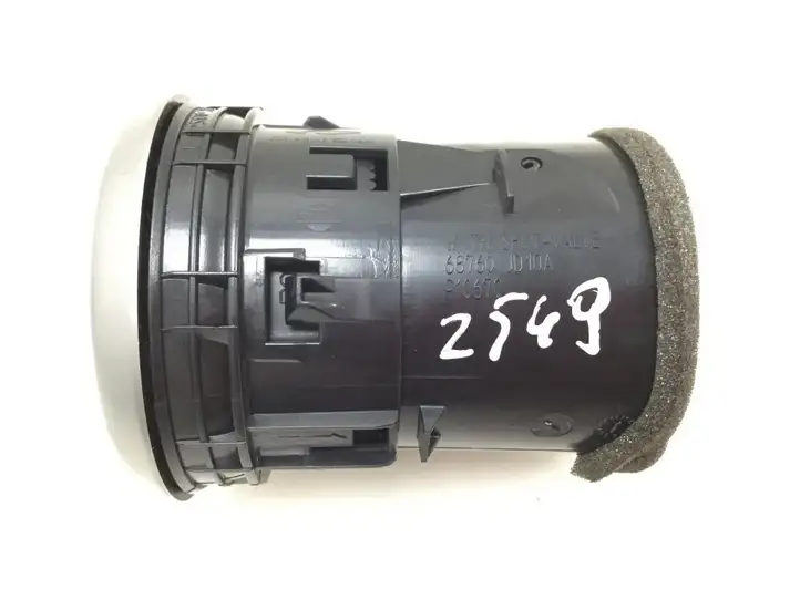 Nissan Qashqai (2006 - 2010) 68760JD10A Центральный воздушный дефлектор — фото 2