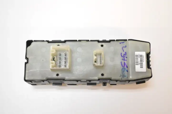 Chrysler 300 - 300C (2005 - 2011) 04602781AA Кнопка стеклоподъемников — фото 3