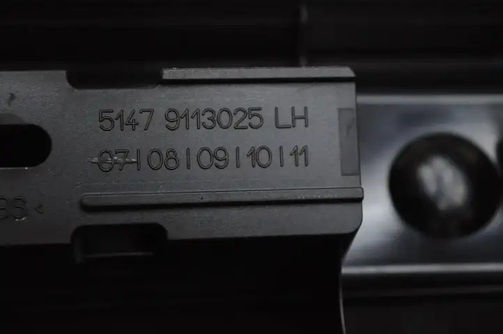 BMW 7 F01 (2008 - 2016) 9113024 Внутренняя обшивка порога (комплект) — фото 6