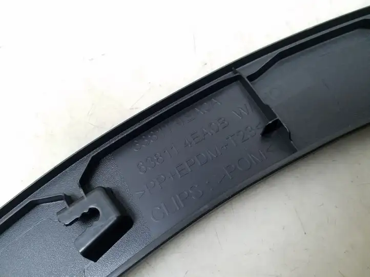 Nissan Qashqai (2013 - 2017) 638114EA0A Накладка колесной арки — фото 2