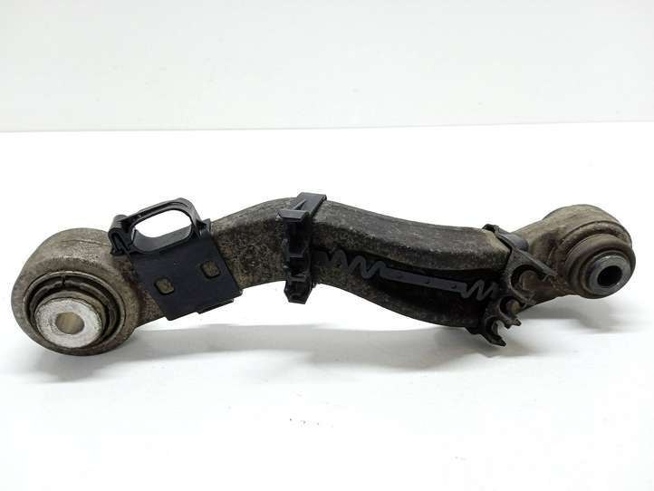 BMW 7 F01 F02 F03 F04 (2008 - 2016)  6082T6 Передняя звукоизоляция