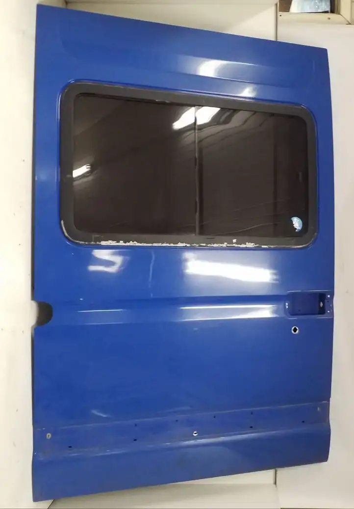 Renault Master II (2004 - 2010) Боковая раздвижная дверь — фото 1