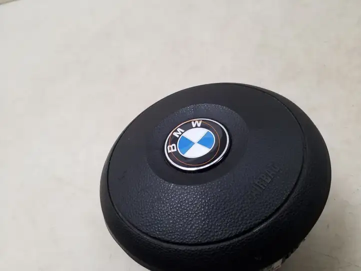 BMW 5 E60 E61 (2004 - 2010) 6073844 Подушка безопасности руля — фото 5