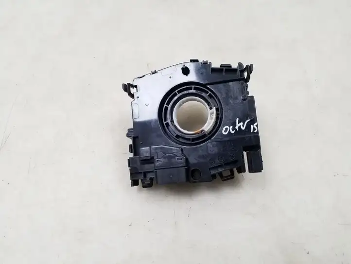 Skoda Octavia Mk3 (5E) (2013 - 2019) 5Q0953549 Контактное кольцо SRS — фото 2