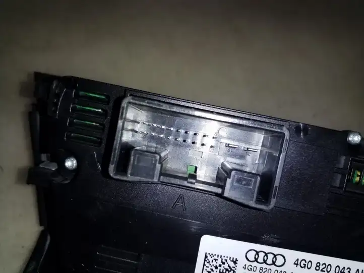 Audi A6 C7 (2011 - 2014) 4G0820043AK Блок управления кондиционером — фото 2
