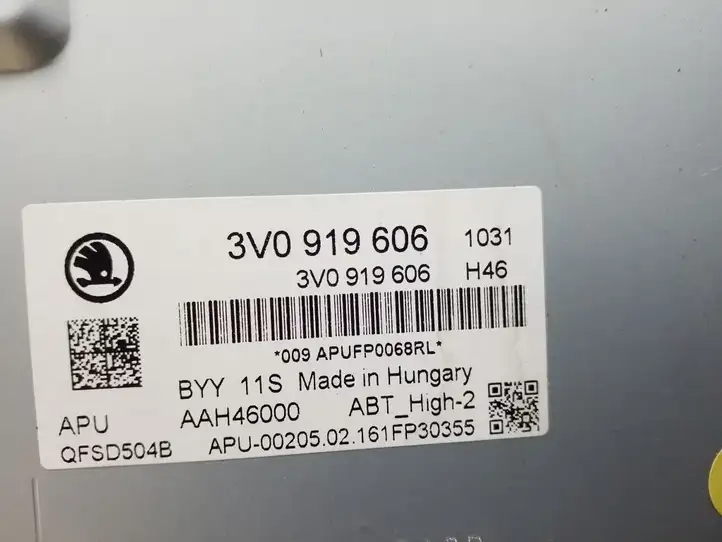Skoda Superb B8 (3V) (2015 - 2023) 3V0919606 Магнитола / мультимедийная система — фото 3