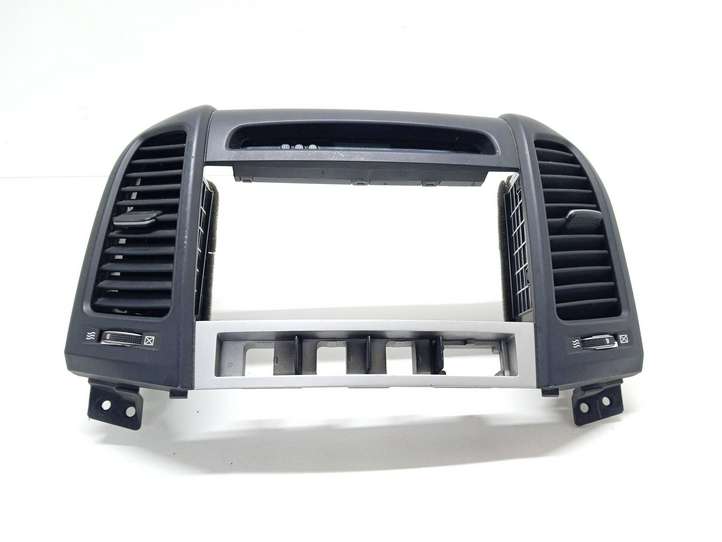 Hyundai Santa Fe (2005 - 2009)  974202B900 Центральный дефлектор