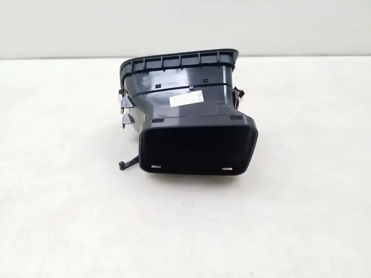 Volkswagen Sharan (2010 - 2015) 7N0819704D Боковой воздушный дефлектор — фото 6