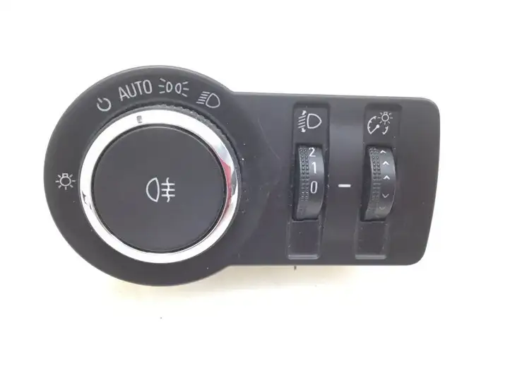 Opel Astra J (2009 - 2012) 13268704 Включатель фонарей — фото 1