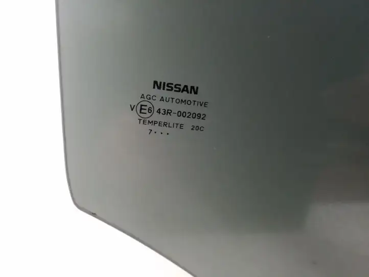 Nissan Qashqai (2017 - 2020) Стекло задней двери — фото 2