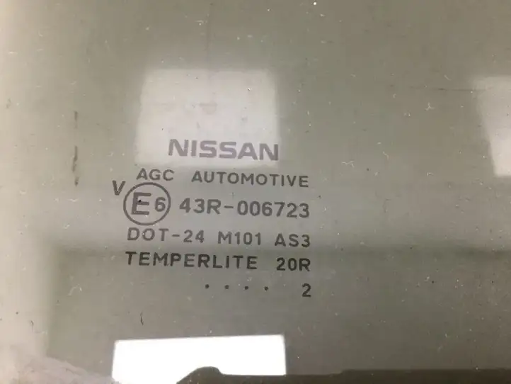 Nissan Juke I F15 (2010 - 2018) Стекло задней двери — фото 2