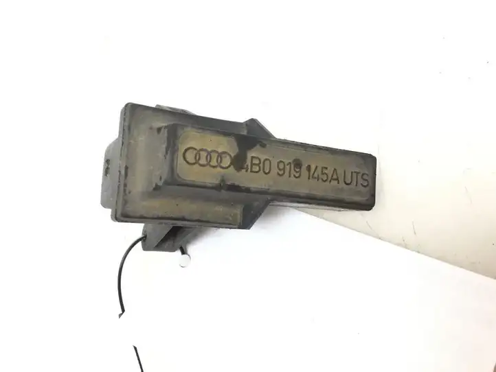 Audi A3/S3 8P (2003 - 2005) 4B0919145A Усилитель антенны — фото 1