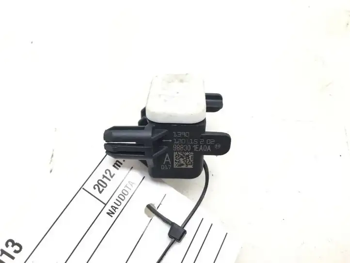 Nissan Juke I F15 (2010 - 2018) 988301EA0A Датчик удара SRS — фото 1
