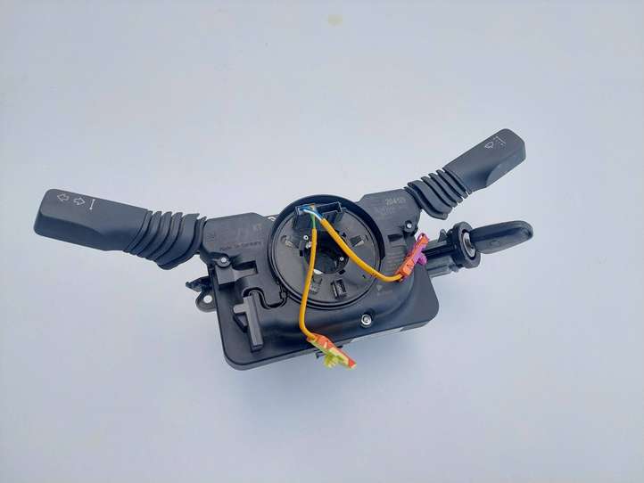 Opel Astra (2004 - 2009)  13236788 Комплект ручек