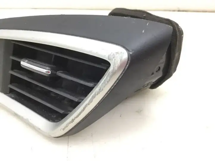 Nissan Qashqai (2013 - 2017) 687614EA0A Боковой воздушный дефлектор — фото 3