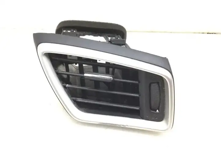 Nissan Qashqai (2013 - 2017) 687604EA0A Боковой воздушный дефлектор — фото 1