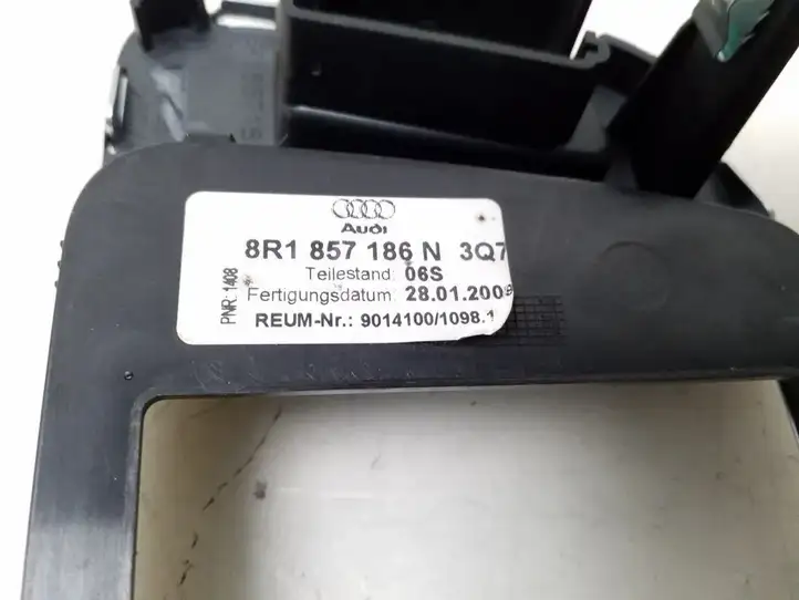 Audi Q5 SQ5 (2008 - 2012) 8R1857186N Отделка внутренней панели салона — фото 3