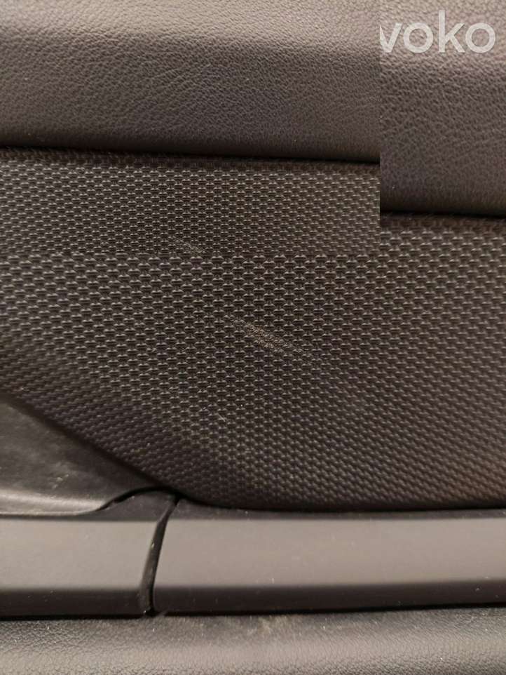 Porsche Taycan 9J1 (2019 - )  9J1864604 Обшивка задней двери