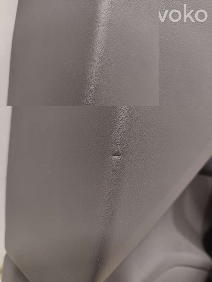 Porsche Taycan 9J1 (2019 - )  9J1864604 Обшивка задней двери