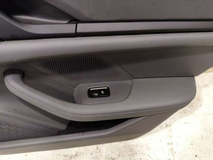 Porsche Taycan 9J1 (2019 - )  9J1864604 Обшивка задней двери