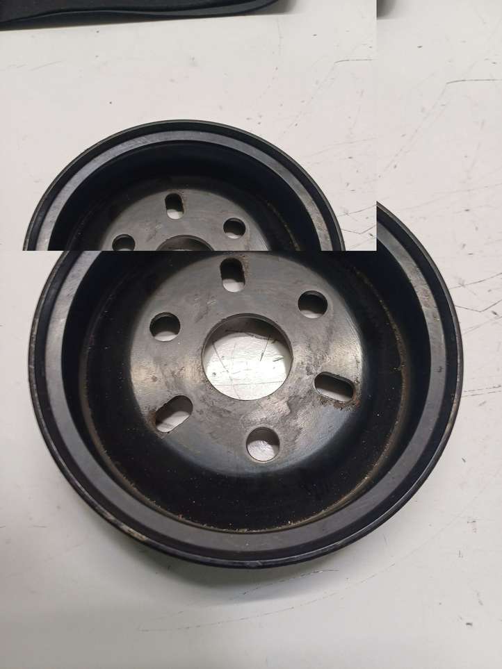 Land Rover Range Rover Evoque (2011 - 2015)  AH4Q8509AA Шкив водяного насоса