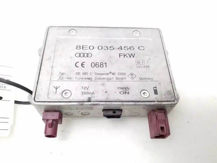 Audi A6 S6 C6 4F (2004 - 2008) 8E0035456C Усилитель антенны — фото 1