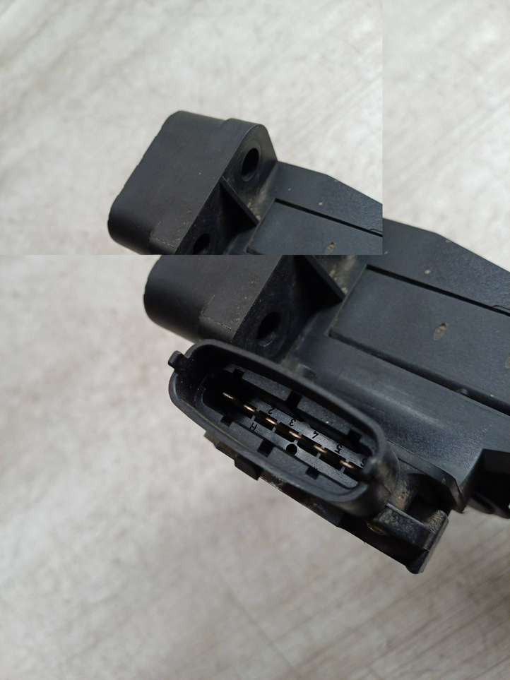 Opel Zafira (1999 - 2003)  90581208 Педаль акселератора