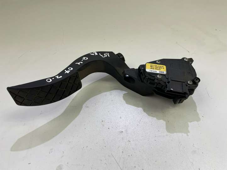 Audi A4 (2004 - 2009)  8E1723523G Педаль акселератора
