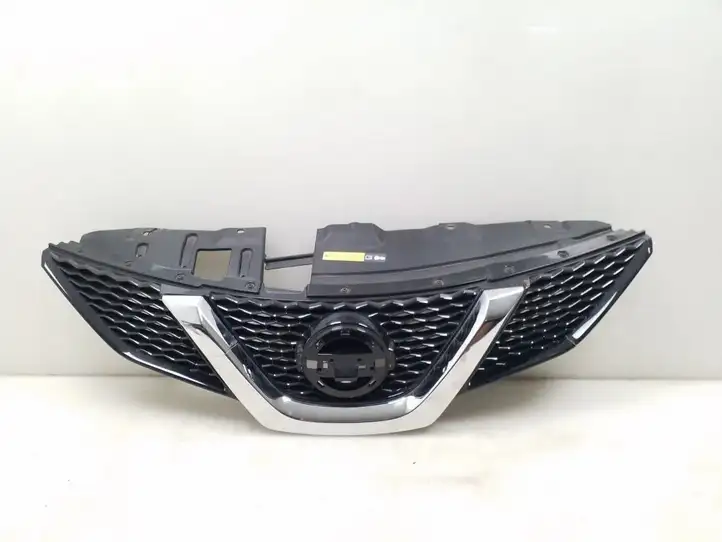 Nissan Qashqai (2013 - 2017) 623124EA0D Передняя решетка — фото 1