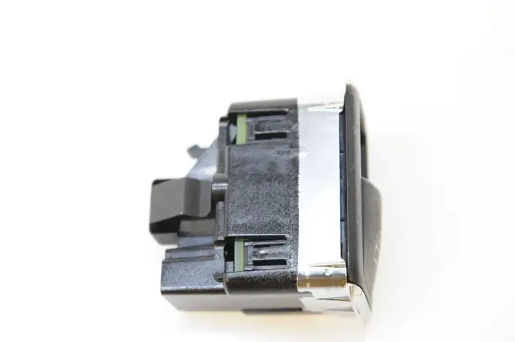Mercedes-Benz CLA C117,X117,W117 (2013 - 2019) A2049058102 Блок кнопок стеклоподъемников — фото 2
