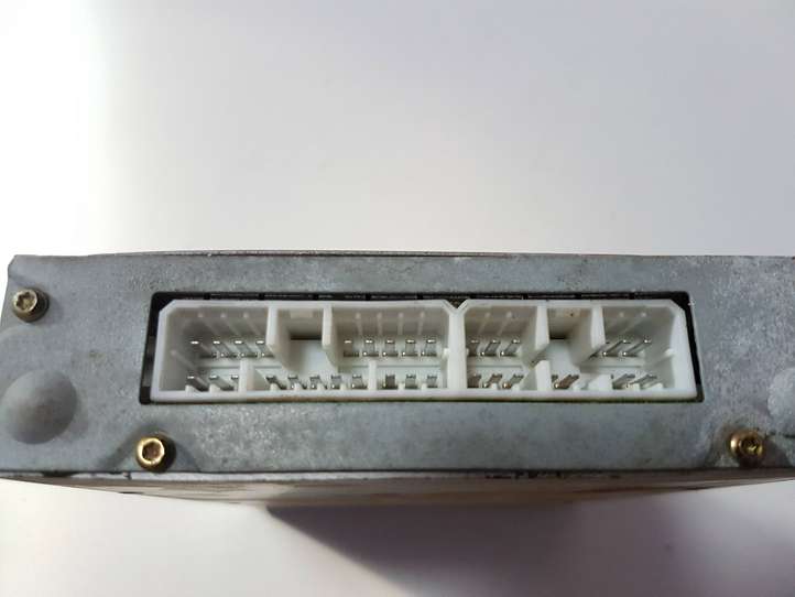 Jeep Grand Cherokee (1998 - 2004)  05064118AF Звукоусилитель