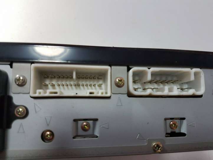 Toyota Land Cruiser (J120) (2002 - 2009)  8628060280 Звукоусилитель