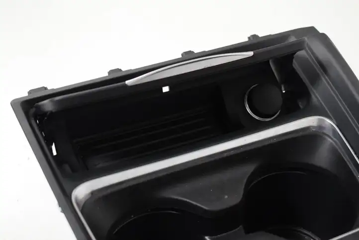BMW 3 F30 F35 F31 (2012 - 2018) 82197007 Передний подстаканник — фото 4