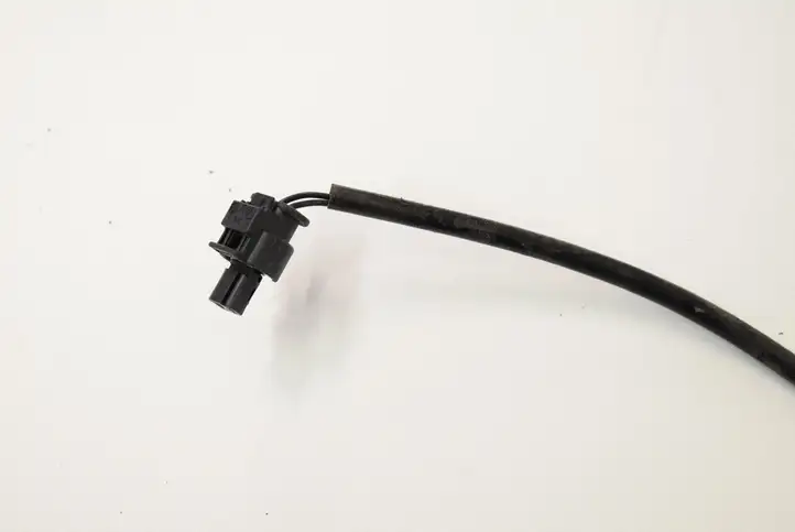BMW 3 F30 F35 F31 (2012 - 2018) 8509963 Датчик температуры масла — фото 2